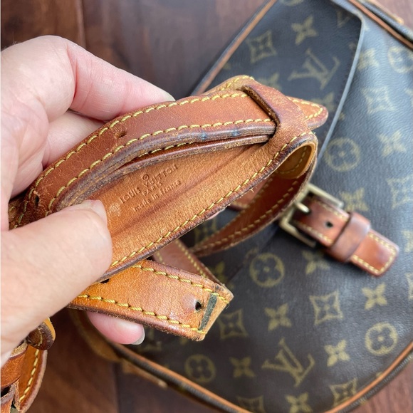 Authentic Louis Vuitton Crossbody Handbag, Shoulder Bag GM size, Leather - Picture 5 of 10